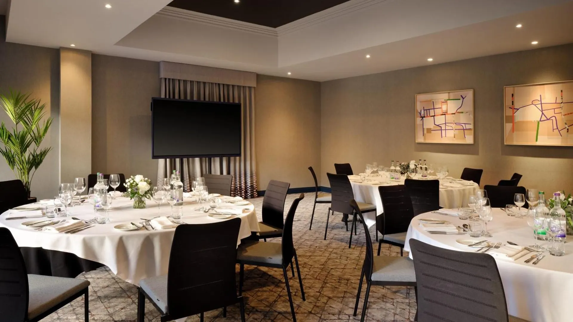 Edinburgh Marriott Hotel Holyrood