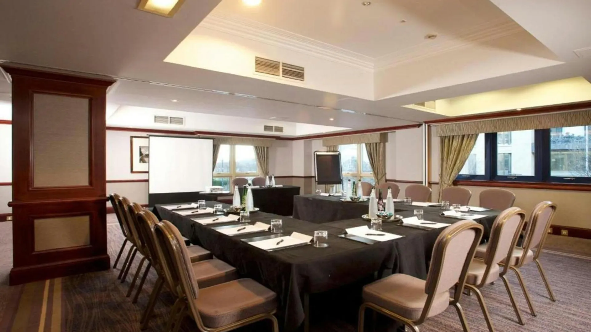 Edinburgh Marriott Hotel Holyrood