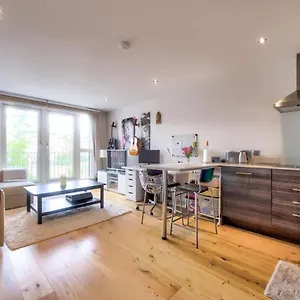  Apartment Guestready - Bright Modern 1 Bed Close To Centre