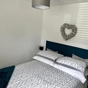 Lovely 1 Bed Serviced Near The Centre With Free Parking United Kingdom