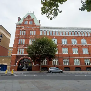 Apartment Great Dover Street